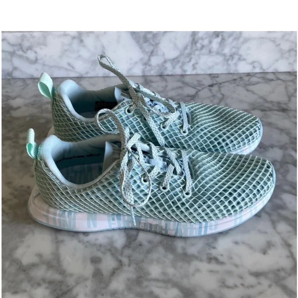 Nobull woman’s sneakers size 8.5